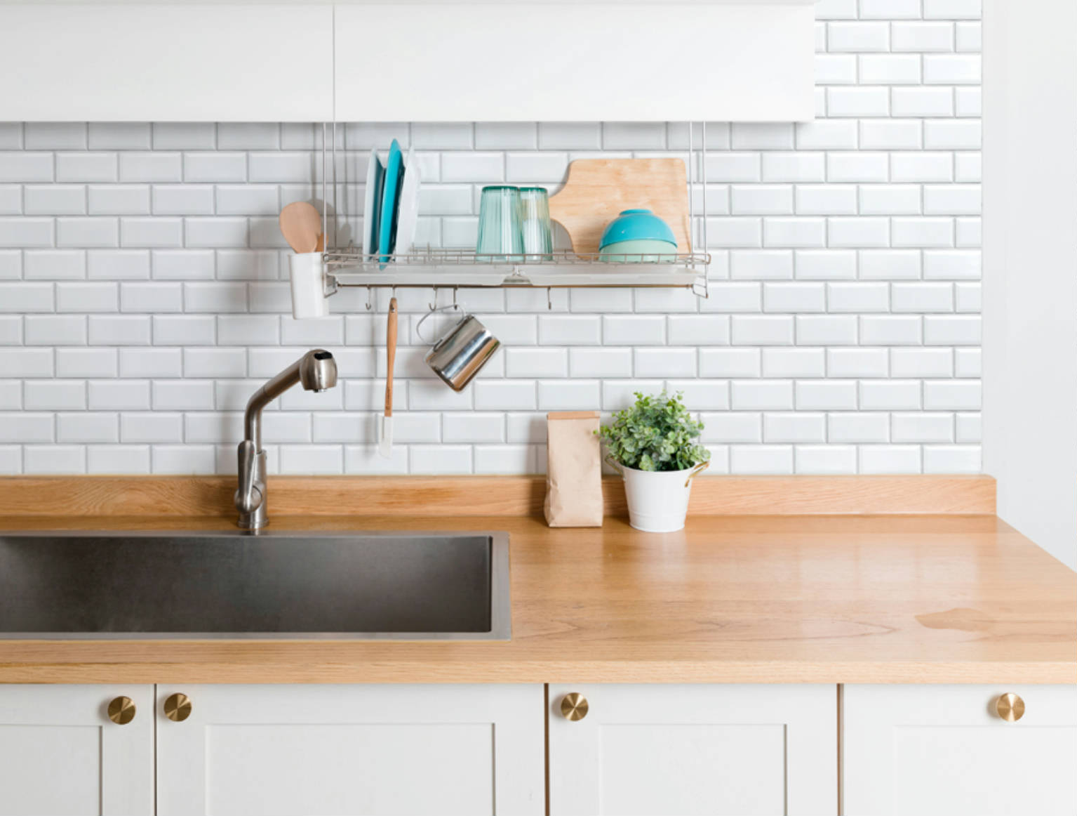 Mini Subway White Glazed Porcelain 2 | Gramercy Kitchen and Bath