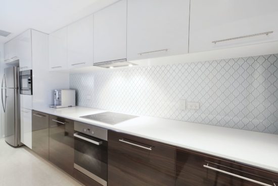 White Glossy Arabesque Mosaic | Gramercy Kitchen and Bath