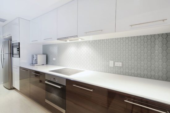 White Glossy Scallop Mosaic | Gramercy Kitchen and Bath